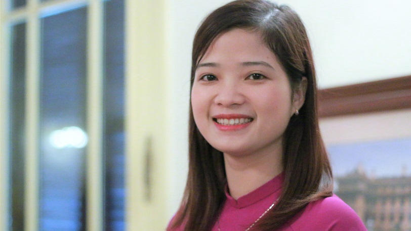 Cô giáo mầm non không ngại trực điện thoại phụ huynh dù tối muộn