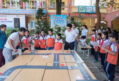 Ngày hội an toàn giao thông trong trường học