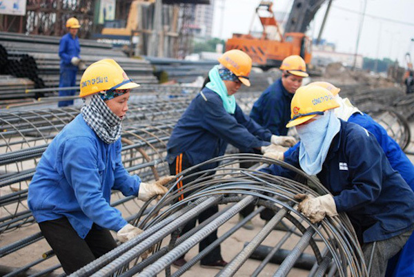 Lương hưu hàng loạt chị em bị giảm theo cách tính mới