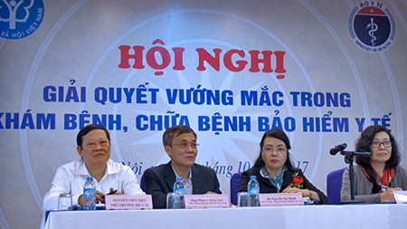 Đối thoại BHYT: Phó tổng giám đốc nói vụ phó lộng ngôn