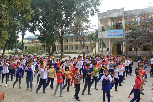 Hiệu trưởng bị phạt 10 triệu đồng vì thu tiền trái quy định