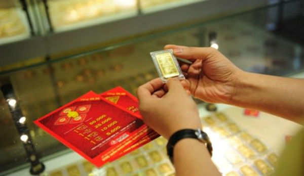 Giá vàng hôm nay 21/10: Ngóng tin nước Mỹ, vàng tiếp tục giảm