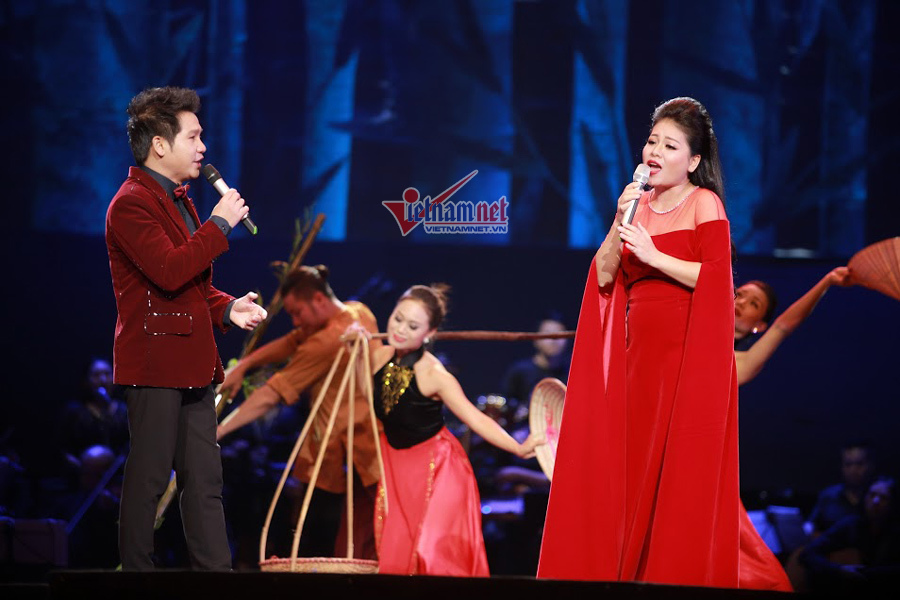 Anh Thơ, Trọng Tấn thay 12 trang phục trong một đêm