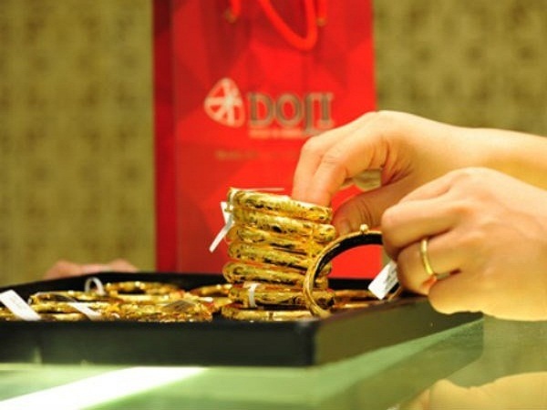 Giá vàng hôm nay 22/10: Tăng - giảm 200 nghìn đồng/lượng