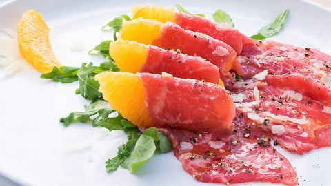 Những món ngon từ thịt bò sống trên khắp thế giới