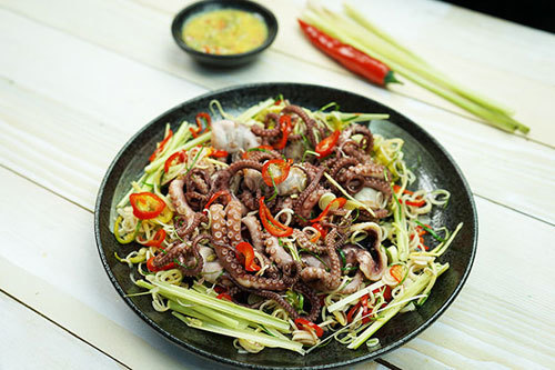 Bạch tuộc ngâm sả tắc chua cay ngon đúng vị