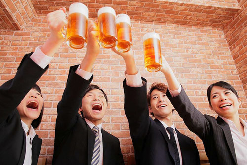 Bảo vệ đại tràng khỏi rượu bia bằng cách nào?