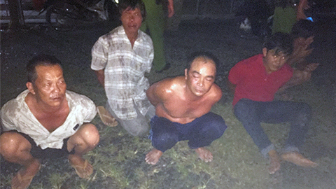 Nổ súng trấn áp 5 đối tượng đánh người, tấn công Cảnh sát 113