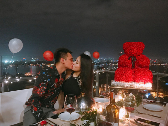 Nhan sắc xinh như mộng của bạn gái các nam ca sĩ Việt
