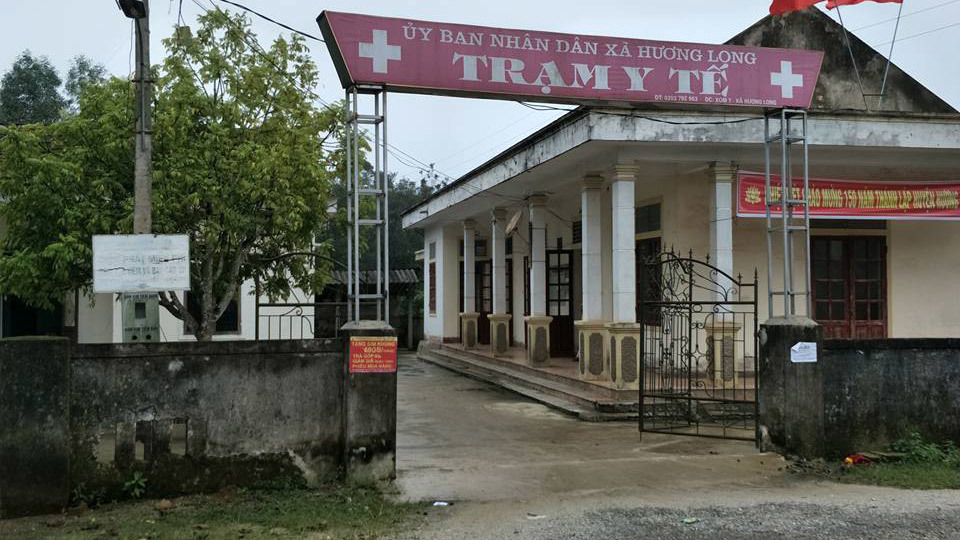 Tạm giam kẻ xông vào trạm y tế chém xối xả nữ y sĩ