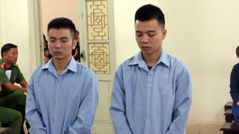 Bị chém đứt cổ sau cuộc loạn đả trên đường Hà Nội