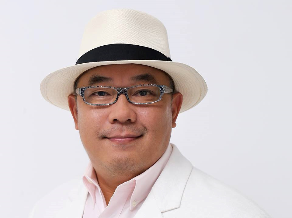 Ông chủ Khaisilk thừa nhận bán khăn 'made in China' và cúi đầu xin lỗi