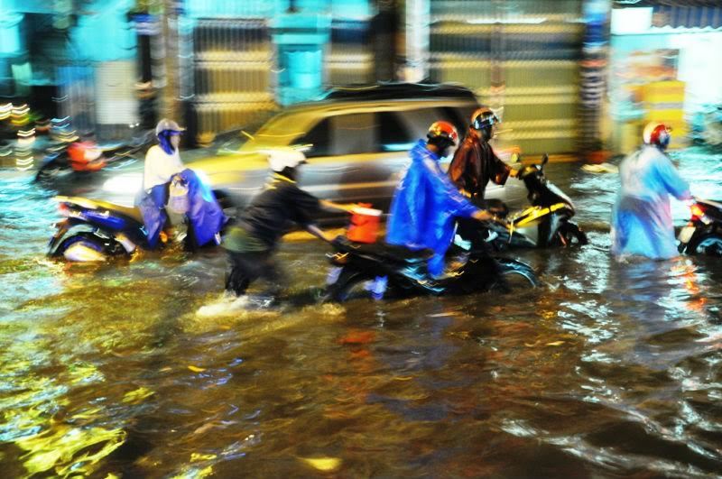 Thời tiết 27/10: Biển Đông nguy cơ có áp thấp nhiệt đới