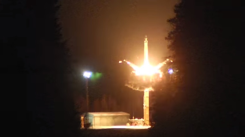 Nga tập trận chiến lược, phóng 4 tên lửa đạn đạo