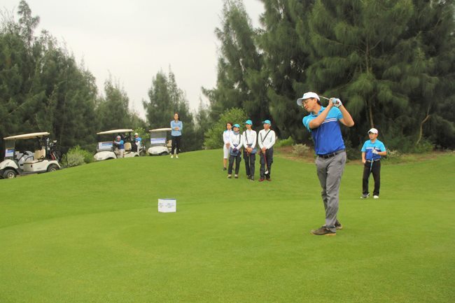 Giải golf trị giá 15 tỷ đồng hồi hộp 