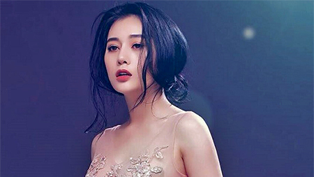 Đường cong nóng bỏng của mỹ nhân 'Ngược chiều nước mắt'