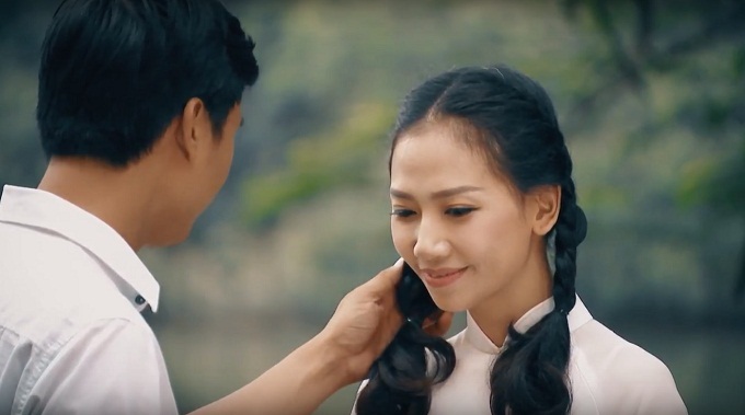 Mỹ Vân dịu dàng trong MV của NSƯT Việt Hương