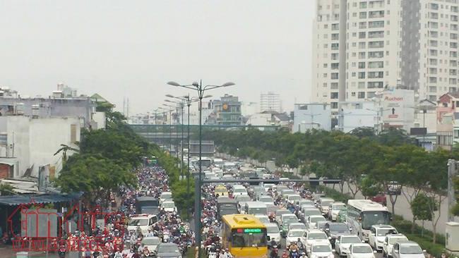 Những điều cân nhắc khi quyết định mua xe ô tô thời điểm này