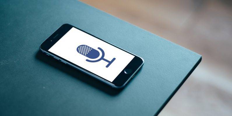 Facebook và iPhone thông đồng lấy trộm thông tin từ người dùng