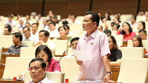 Mổ xẻ chuyện cô giáo ngã quỵ nhận lương hưu 1,3 triệu