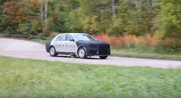 Xem siêu xe mới của Putin lao vun vút
