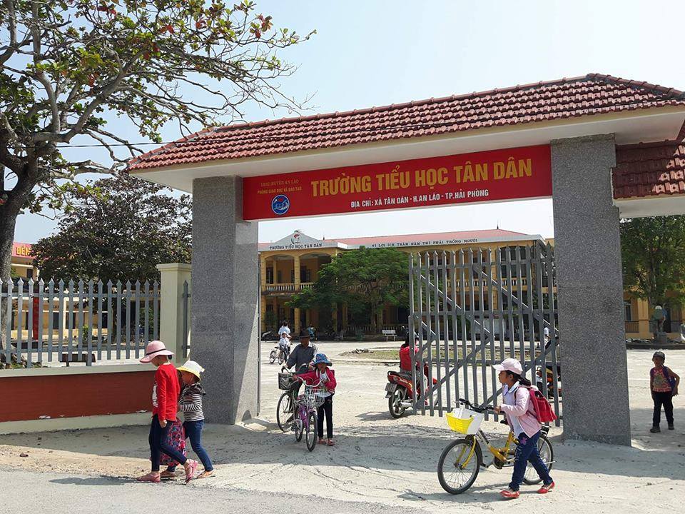 Trường tiểu học phải trả lại hơn 700 triệu đồng vì lạm thu