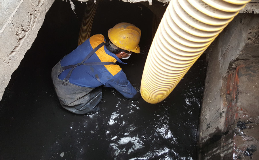 Tiếng hét thất thanh dưới lòng cống ám ảnh người đàn ông