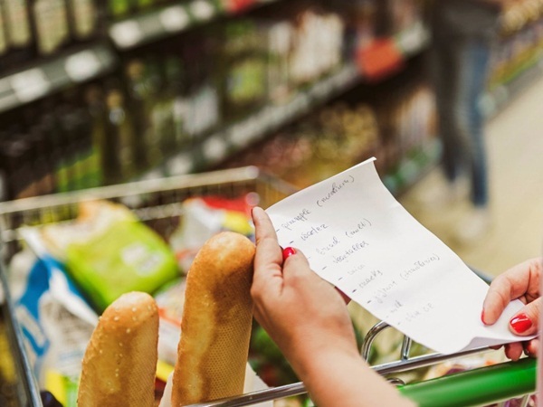 Mắc những sai lầm này thì đừng hỏi vì sao luôn cháy túi mỗi lần đi siêu thị!