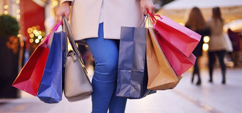 Nam trưởng phòng bối rối vì thói quen lạ lùng của cô vợ xinh đẹp