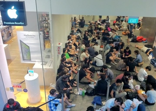 Iphone X 50 triệu không xót tiền, Iphone 8 rớt giá thê thảm