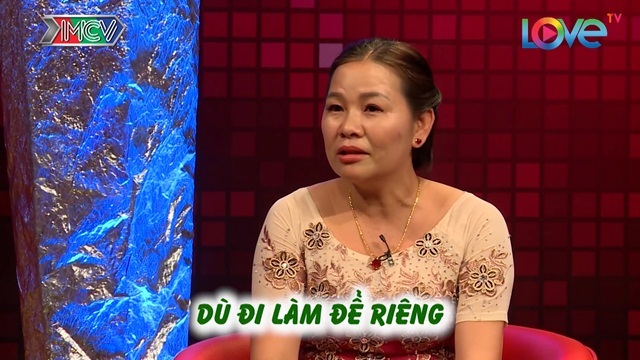 Nàng dâu vô tư kể chuyện biếu mẹ đẻ tiền khiến mẹ chồng tủi thân