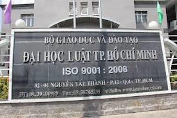 Hàng trăm sinh viên trường luật dự kiến bị dừng học