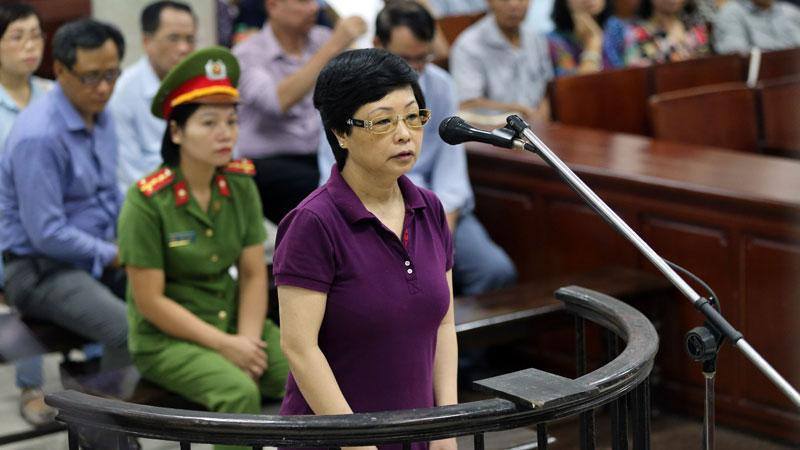 Cựu ĐBQH lừa đảo: 250 người đến Tòa yêu cầu bồi thường