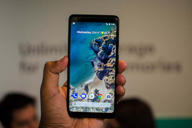 “Siêu phẩm” Pixel 2 XL thành chặn giấy vô dụng