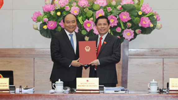 Thủ tướng trao quyết định bổ nhiệm tân thành viên Chính phủ