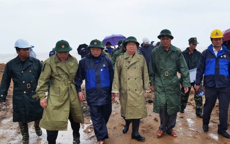 Bão số 12 giật cấp 15, sáng nay đổ bộ Phú Yên-Ninh Thuận