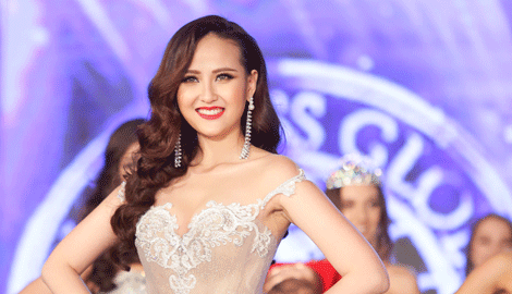 Khánh Ngân đăng quang Miss Globe 2017