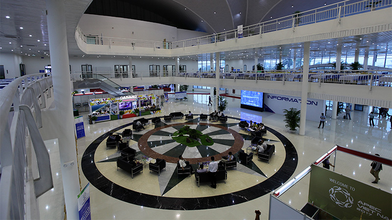 Đưa 5 container hàng hóa từ HN tới Trung tâm báo chí quốc tế APEC