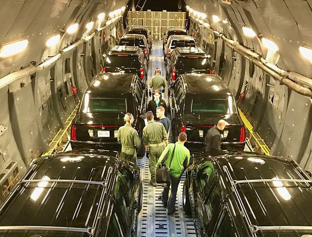 Lộ dàn xe 'khủng' hộ tống Tổng thống Trump thăm châu Á