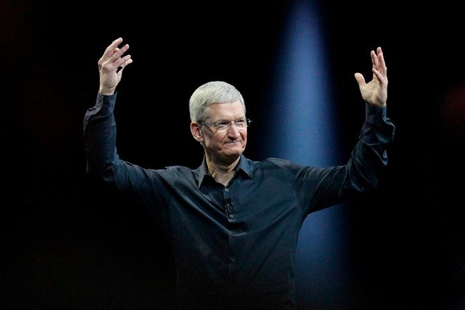 Tim Cook kiếm thêm 34 triệu USD nhờ iPhone X