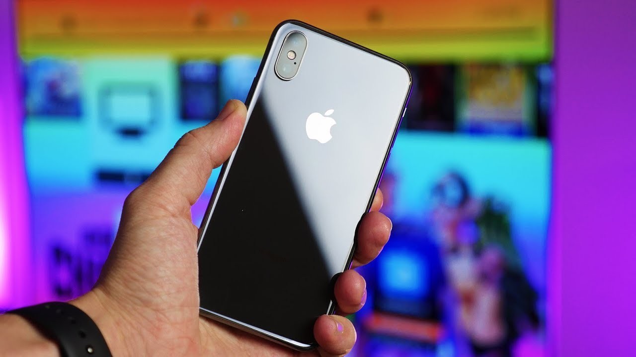 Youtube “gọt chân cho vừa giày” để khớp màn hình iPhone X