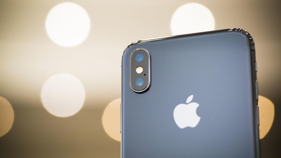Apple chỉ mất 6 triệu đồng để làm ra mỗi chiếc iPhone X