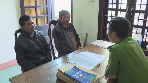 Để cán bộ thôn bán đất công, 3 nguyên cán bộ xã bị khởi tố