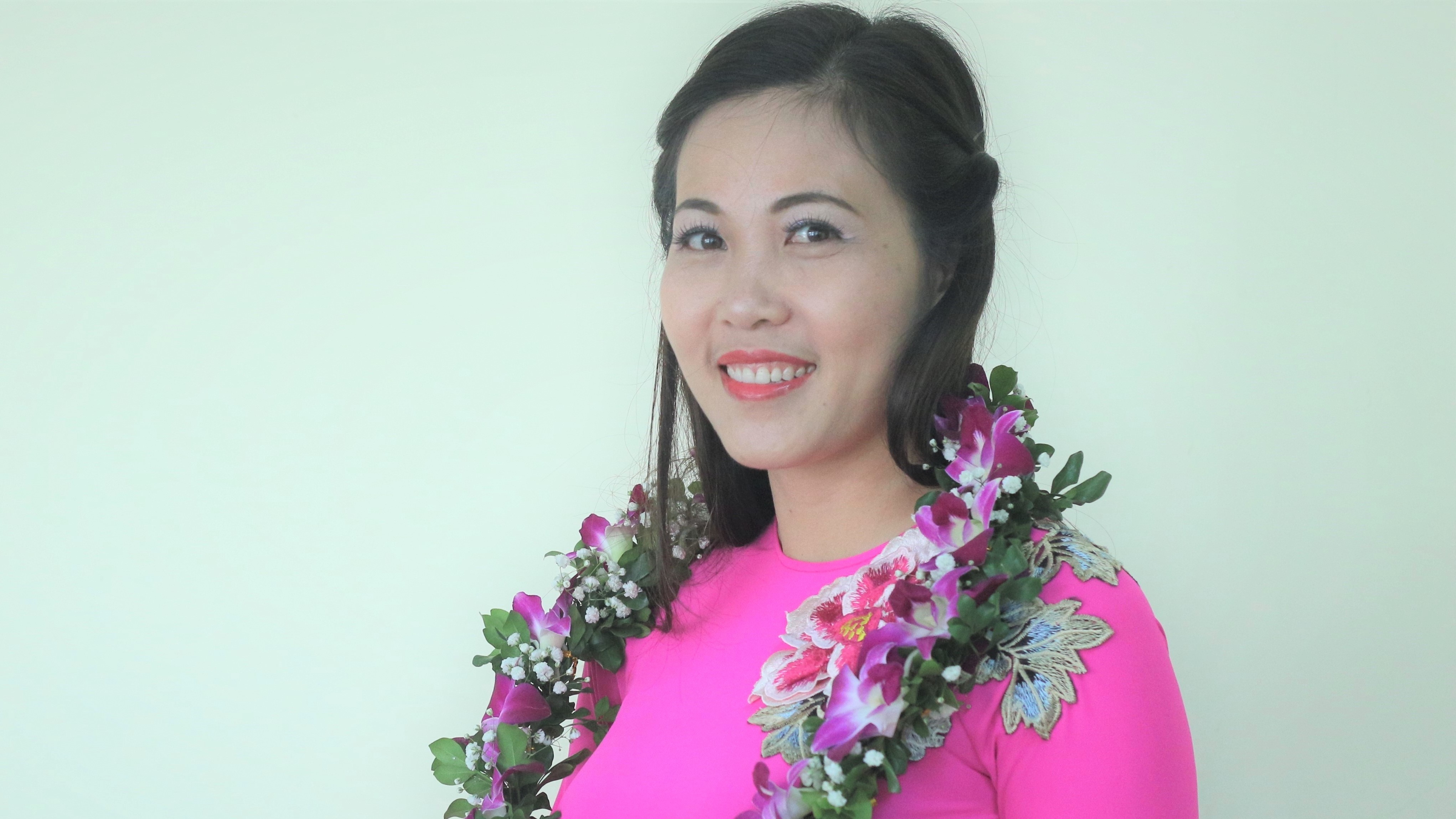 Cô giáo biến lớp học thành sân khấu