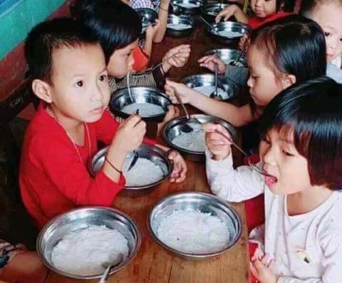 Kiểm tra toàn diện vụ 'trẻ mầm non ăn bún luộc'