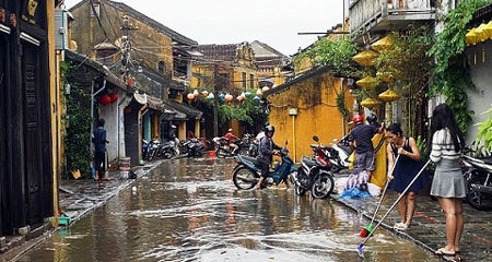 Hội An tất bật dọn bùn đón phu nhân, phu quân lãnh đạo APEC