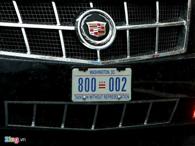 Giải nghĩa dòng chữ bí ẩn trên biển số xe Tổng thống Mỹ