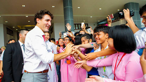 Thủ tướng Canada từng mơ trở thành giáo viên