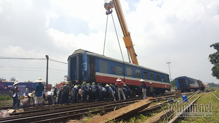 Lương thấp, nhân viên đường sắt ồ ạt bỏ việc