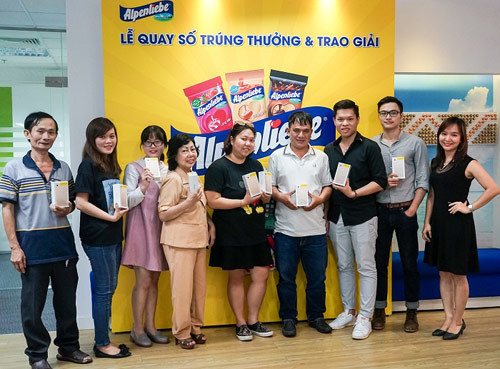 Tìm ‘niềm vui kép’ trong từng gói kẹo Alpenliebe